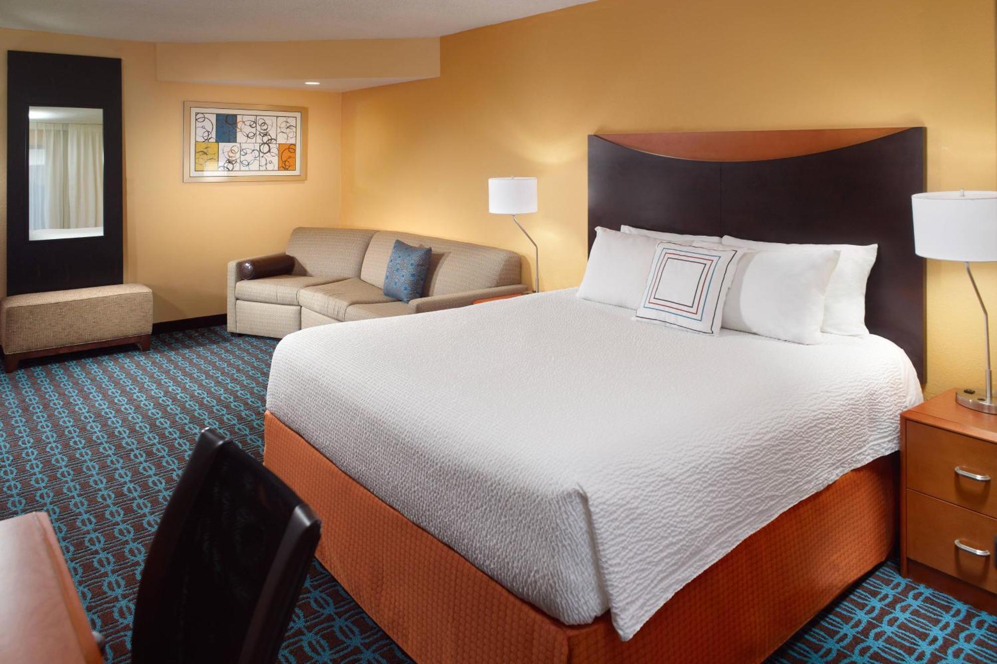 Fairfield Inn & Suites Clarksville Exterior photo